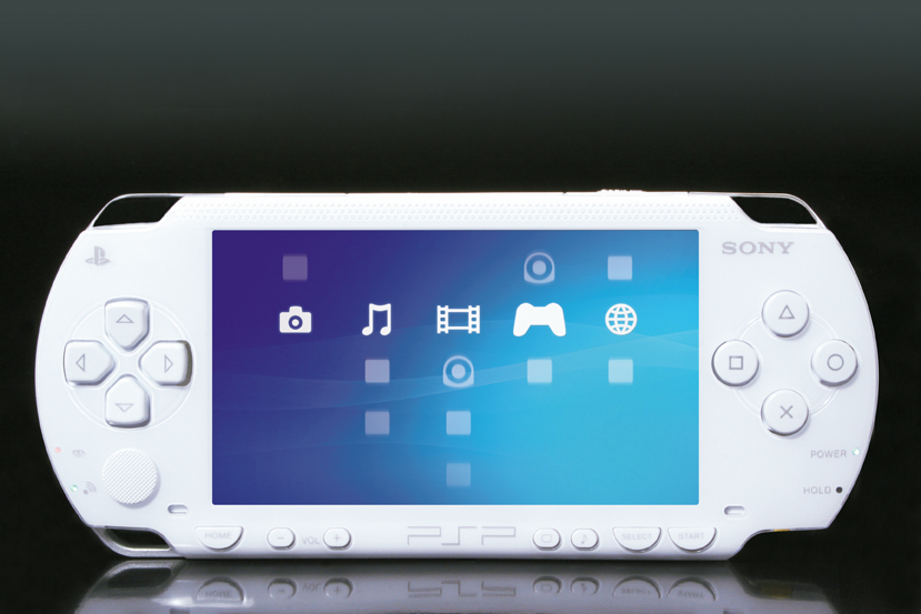 Psp на пк. Sony PSP 4000. Sony PSP-877. Sony PSP 2 концепты. Прошитая PSP.